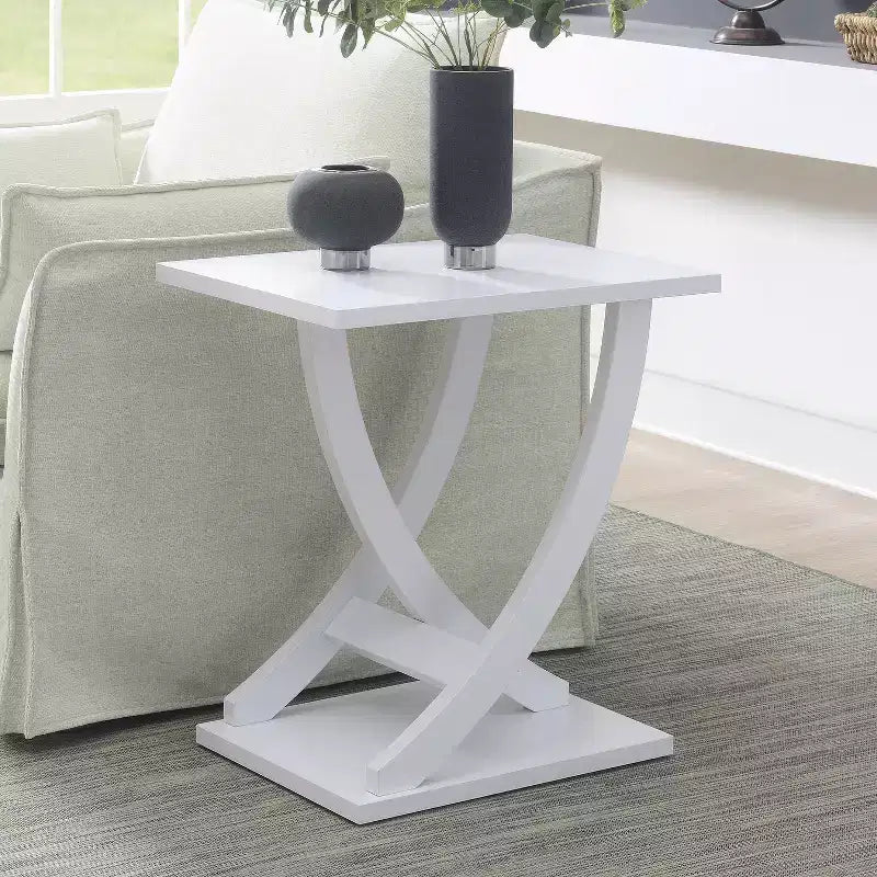 HomeStock Belmont Criss-Cross Chairside End Table with Woodgrain Finish, Contemporary Side Table with Open Storage for Living Room Decor